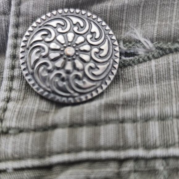 Cj Banks Light Olive Green Mid Rise Stretch Cotton Capri Pants Women's Size 4 - Picture 12 of 13